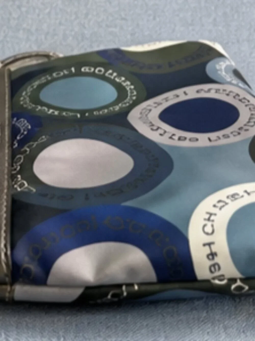 Coach Multicolor Dot Print Wristlet Pouch Gray Blue Silver Zip Clutch